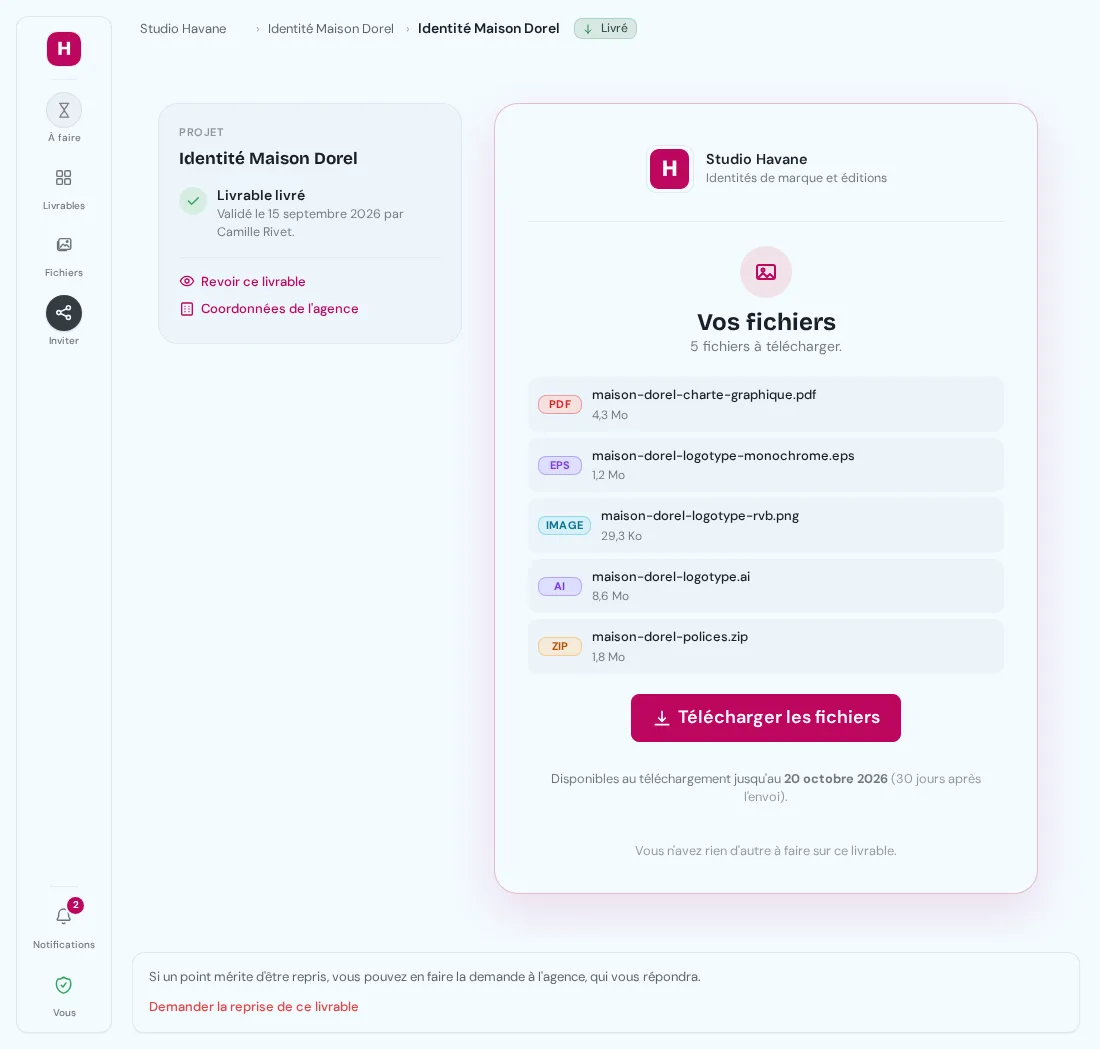 La page où le client récupère sa livraison : en-tête du Studio Havane à ses couleurs, carte du projet indiquant que le livrable est livré, avec le nom de la personne qui l'a validé et la date de sa validation, et les cinq fichiers remis avec leur bouton de téléchargement.
